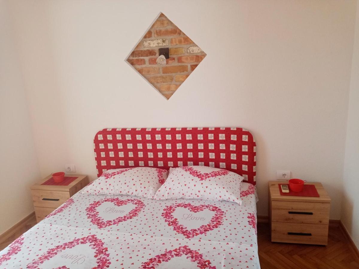 Apartmani Bosco Tivat Zewnętrze zdjęcie