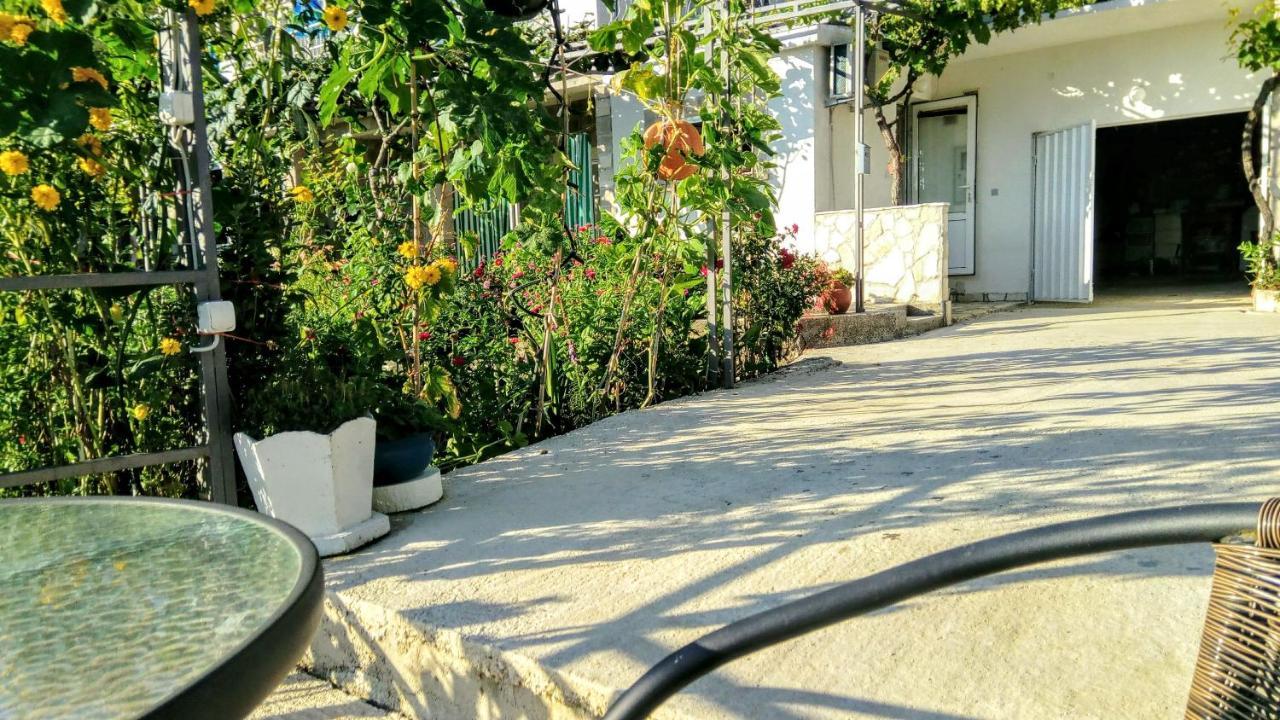 Apartmani Bosco Tivat Zewnętrze zdjęcie
